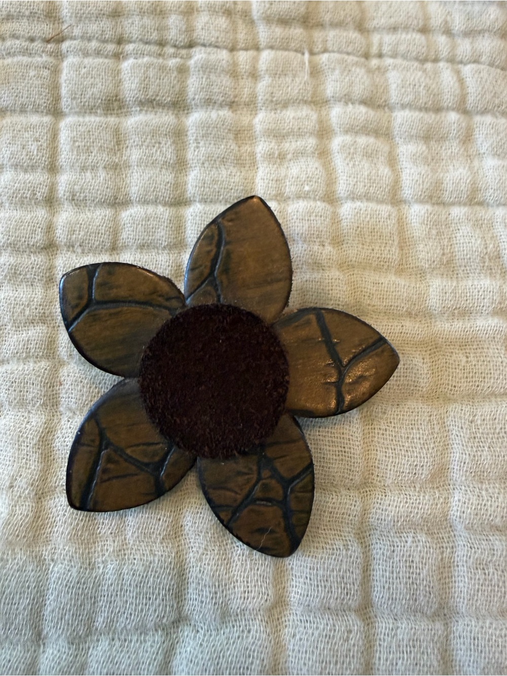Leather Flower Brooch Pin in Brown-Vintage